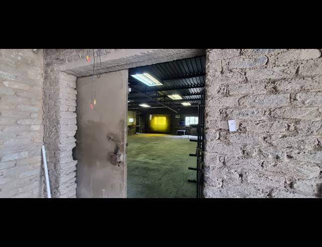 160M² WAREHOUSE TO LET IN DELPORTON